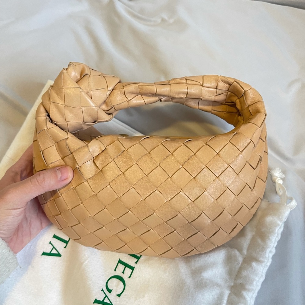 SOLD ❌❌ Bottega Veneta Mini Jodie Intrecciato Bag Almond